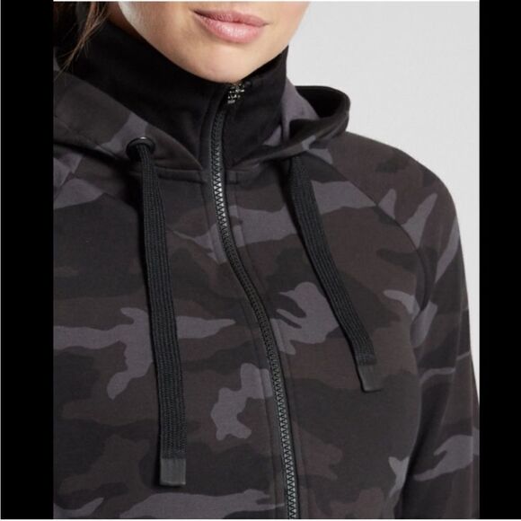 Athleta Triumph Printed Hoodie - Picture 5 of 15